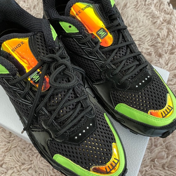 shox enigma sp sneaker